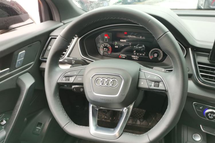 Used Audi Q5L 2023 40T Luxury Dynamic Model
