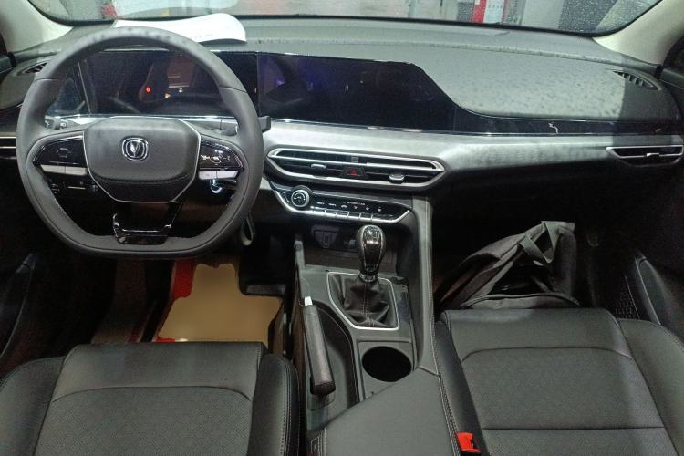 Used Changan Eado 2025 PLUS 1.5L Manual Luxury Edition