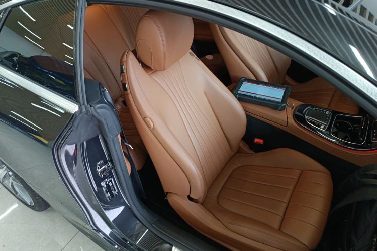 Used Mercedes-Benz E-Class 2021 E 260 Coupe
