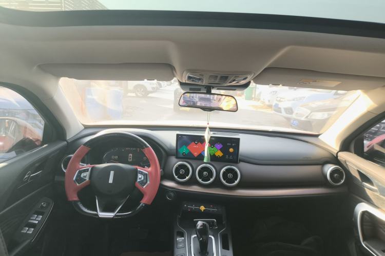 Used Wey VV5 2021 1.5T Two-Wheel Drive Smart Pioneer