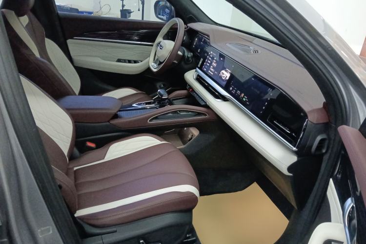 Used Geely Auto Monjaro L 2021 2.0TD DCT EVO Two-Wheel Drive Prestige Version
