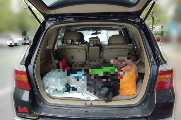 Used Toyota Highlander 2011 2.7L Two-Wheel Drive 7-Seater Luxury Edition