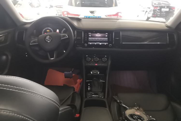 Used Skoda Kodiaq 2017 TSI380 7-Seater Four-Wheel-Drive Flagship Edition Center Console