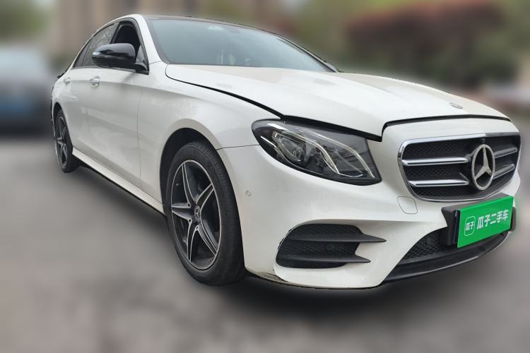 Used Mercedes-Benz E-Class 2019 E 200 Sport Edition Front Right 45 Deg