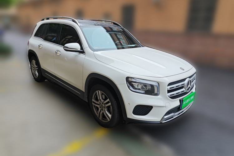 Used Mercedes-Benz GLB 2023 GLB 220 Sport Edition Front Right 45 Deg