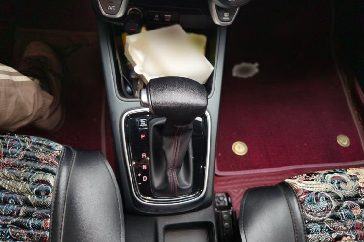 Used Kia KX Cross 2017 1.4L AT GLS
