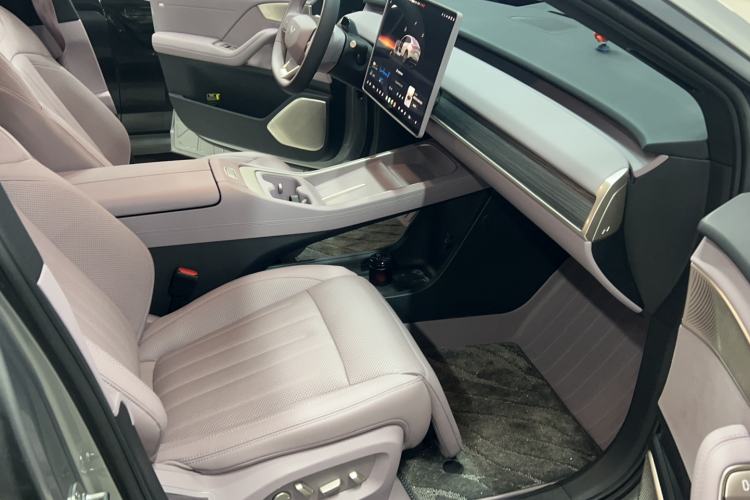 Used ONVO L60 2024 60 kWh Rear-Drive Version
