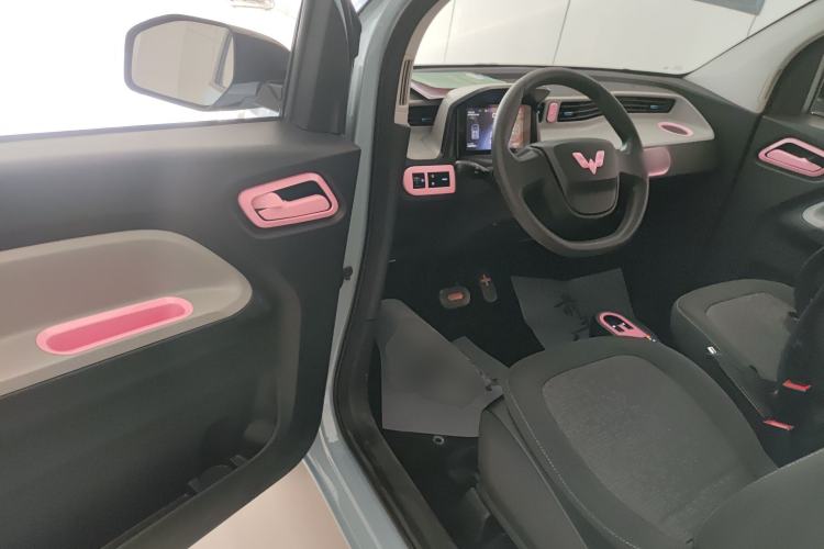 Used Wuling Hongguang MINIEV 2020 Freedom Version Lithium Iron Phosphate Driver Seat