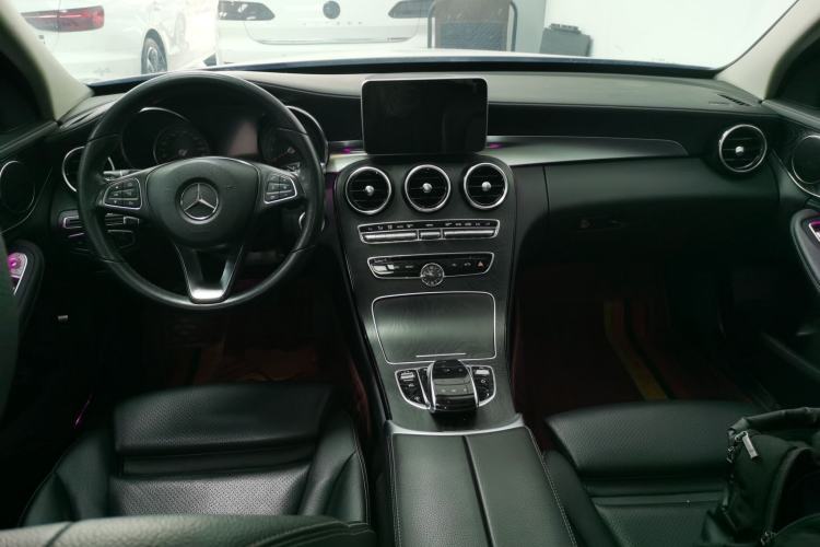 Used Mercedes-Benz C-Class 2017 Restyled C 180 L Fashion Edition Sport Version
