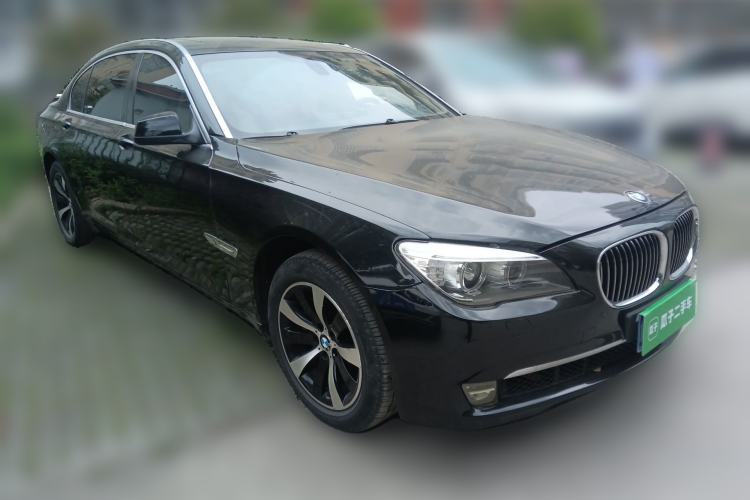 Used BMW 7 Series 2011 730Li Elegant Model Front Right 45 Deg