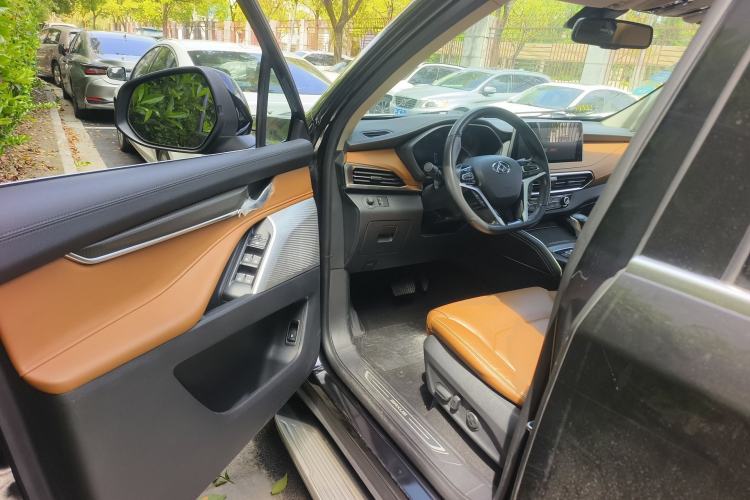 Used SAIC MAXUS D90 2017 2.0T Automatic Two-Wheel Drive - Uranus