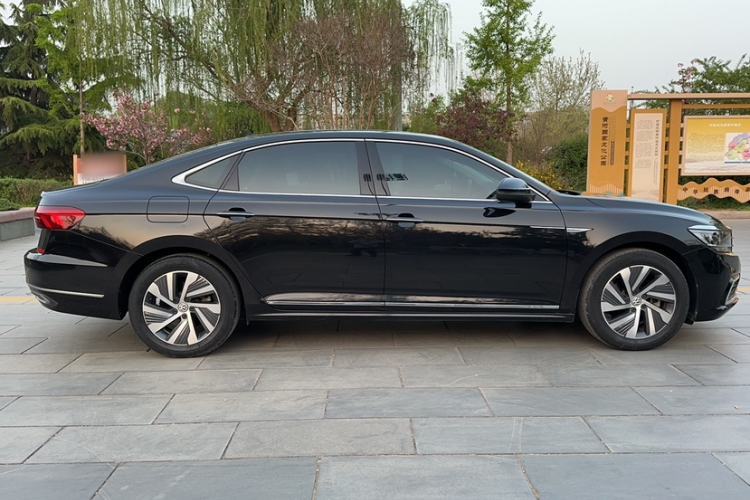 Used Volkswagen Passat New Energy 2019 430 PHEV Hybrid Luxury Edition Exterior 5
