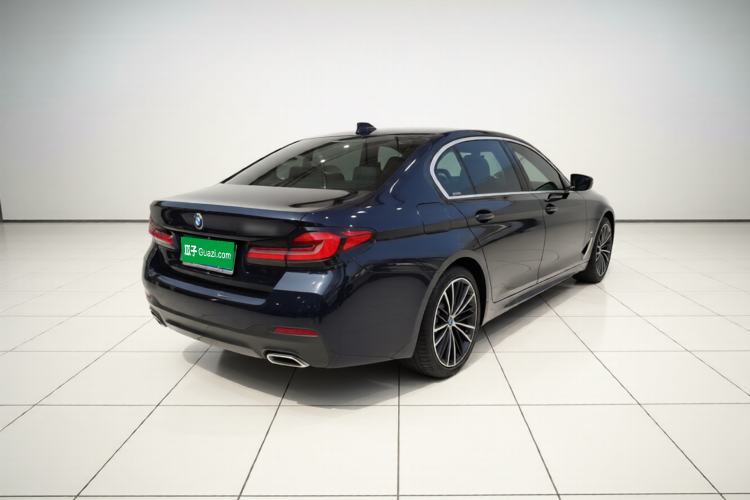 Used BMW 5 Series 2021 Facelifted 530Li Leading Edition M Sport Package Exterior 5