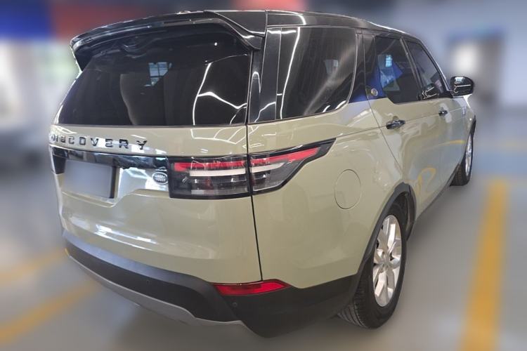 Used Land Rover Discovery 2017 3.0 SC V6 S Rear Right 45 Deg