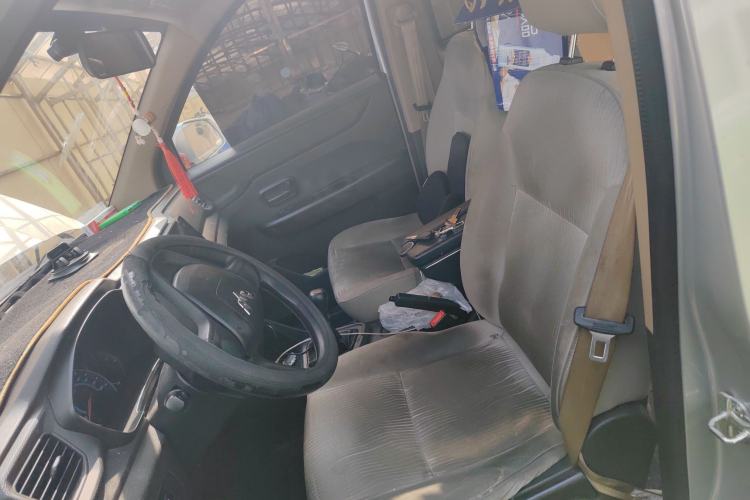 Used Wuling Hongguang V 2019 1.5L Standard Version China VI LAR
