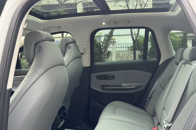 Used Nio ES6 2022 75 kWh Sport Edition Interior 6