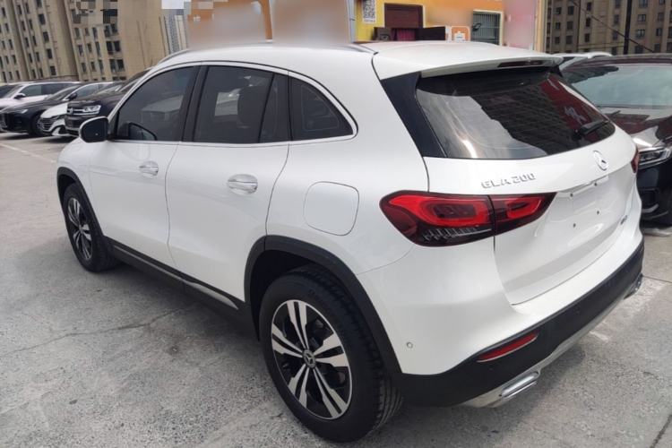Used Mercedes-Benz GLA 2022 Facelifted GLA 200 Rear Left 45 Deg