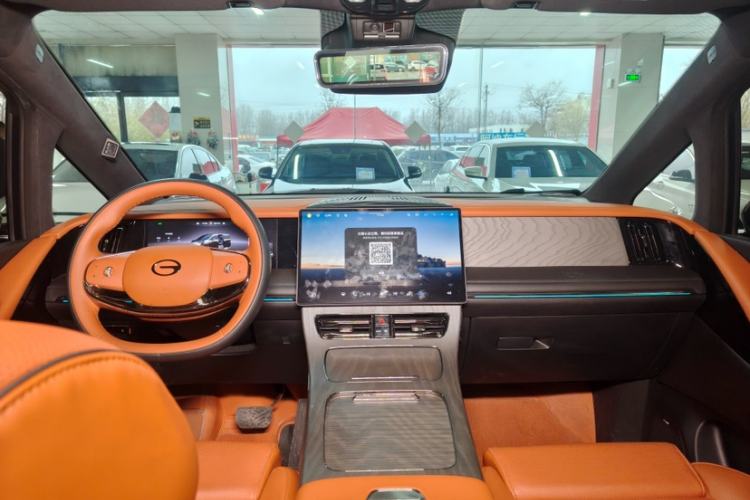 Used GAC Trumpchi Xiangwang M8 2025 Kunkun Series Ultra First-Class Cabin Interior 2