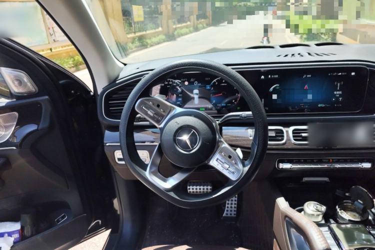 Used Mercedes-Benz GLS 2022 Second Facelift GLS 450 4MATIC Stylish Version Steering Wheel