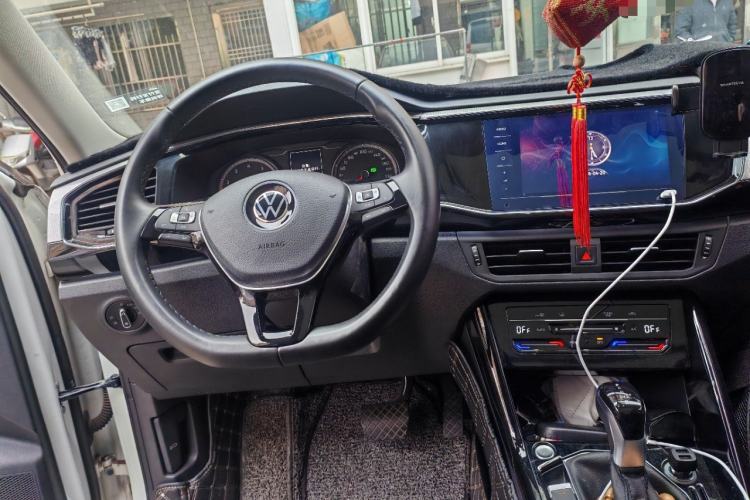 Used Volkswagen Tayron 2020 330TSI Two-Wheel Drive Luxury Smart Connectivity Version