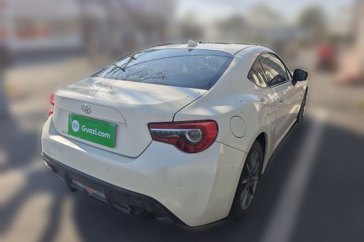 Used Toyota 86 2017 2.0L Manual Luxury Version