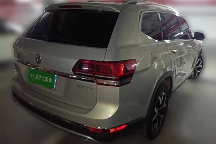 Used Volkswagen Teramont 2017 380TSI Four-Wheel Drive Luxury Edition Rear Right 45 Deg