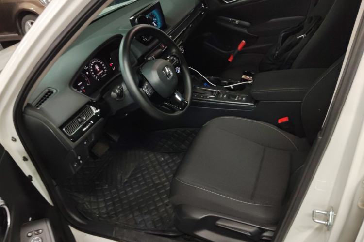 Used Honda Civic 2023 240TURBO CVT Dynamic Edition Left Front Seat