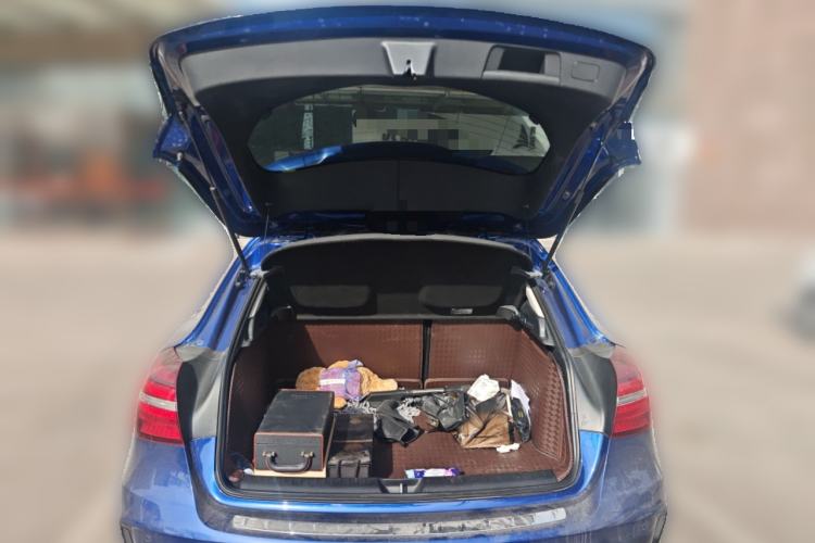 Used Mercedes-Benz GLA 2018 GLA 220 4MATIC Sport Edition Trunk