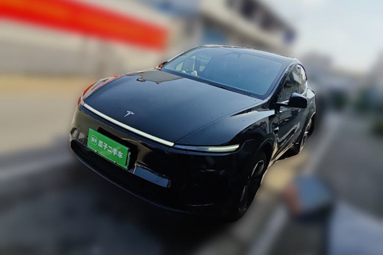 Used Tesla Model Y 2025 Rear-Wheel-Drive Version