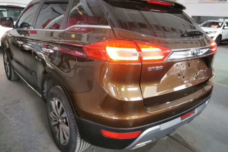 Used Geely Auto Emgrand X7 Sport 2016 2.0L Manual Smart Connect Version