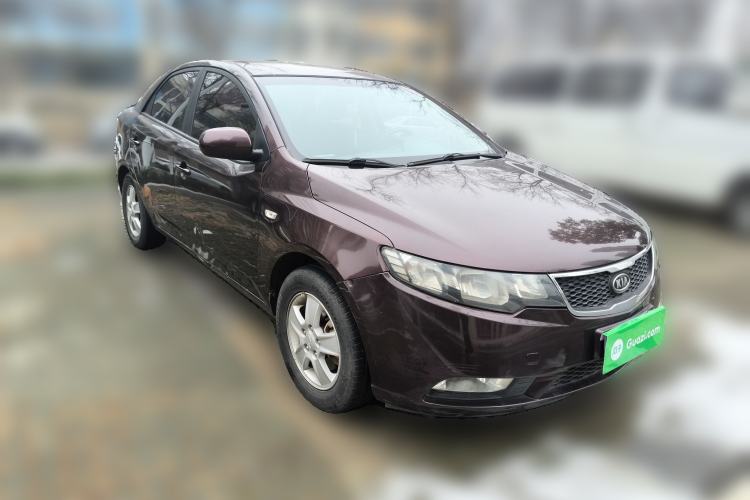 Used Kia Forte 2011 1.6L MT GL Front Right 45 Deg