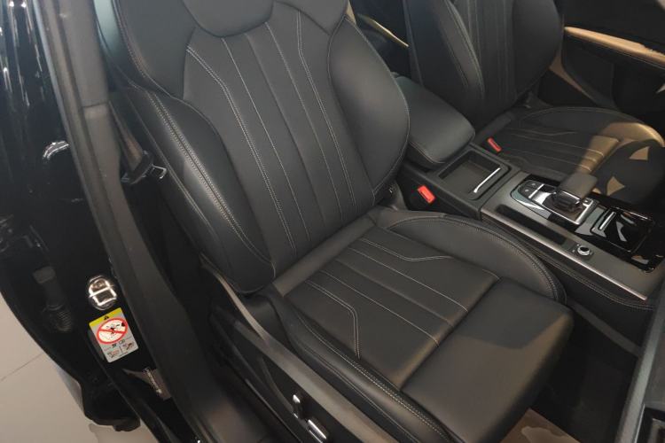 Used Audi Q5L 2024 40 TFSI Luxury Dynamic Edition
