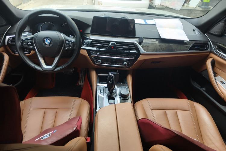 Used BMW 5 Series 2018 530Li Leading Edition Luxury Package Center Console