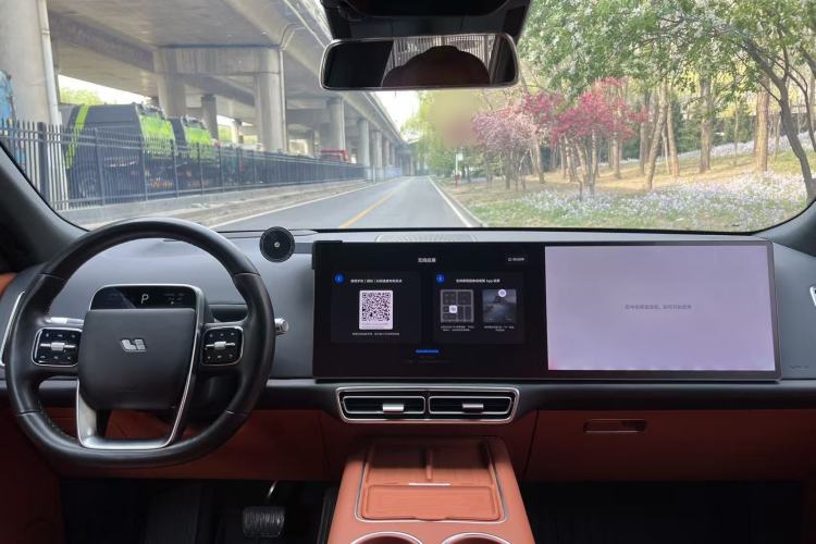 Used Li Auto L8 2023 Max model
