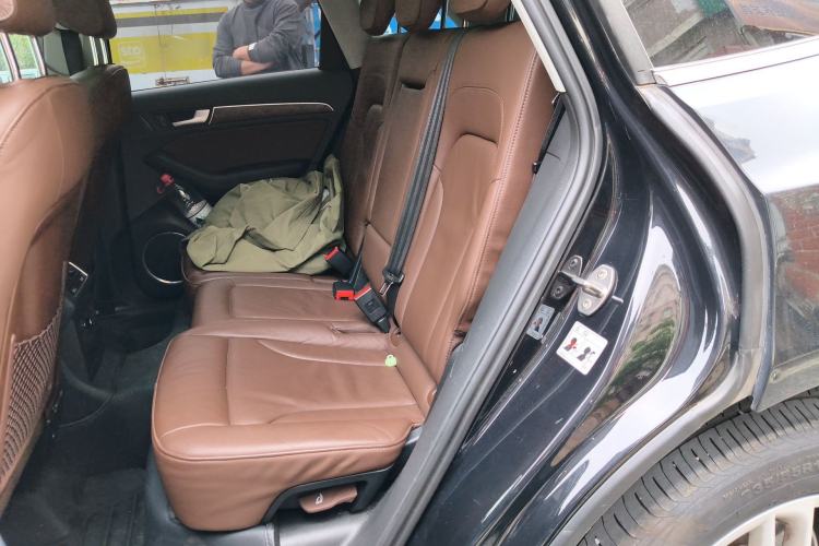 Used Audi Q5 2017 40 TFSI Comfort Model
