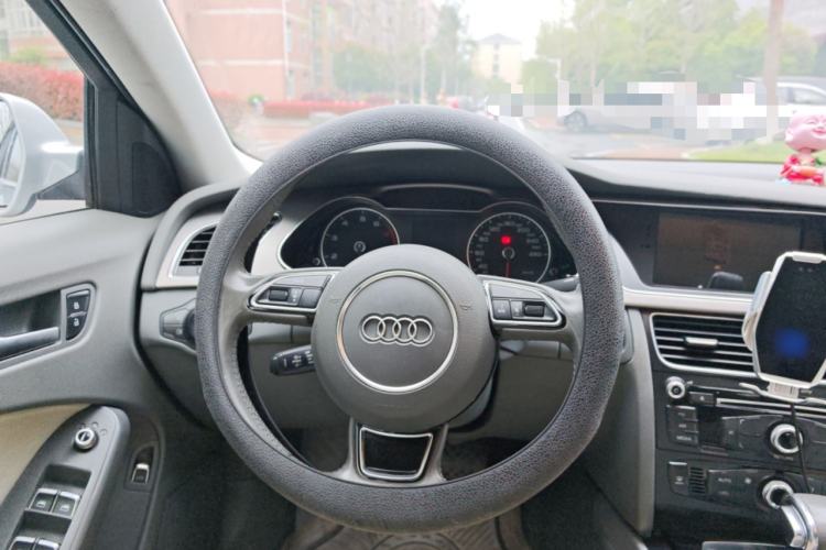 Used Audi A4L 2013 35 TFSI Automatic Standard Model
