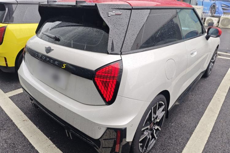 Used MINI Electric COOPER 2024 452km COOPER SE Racing Driver