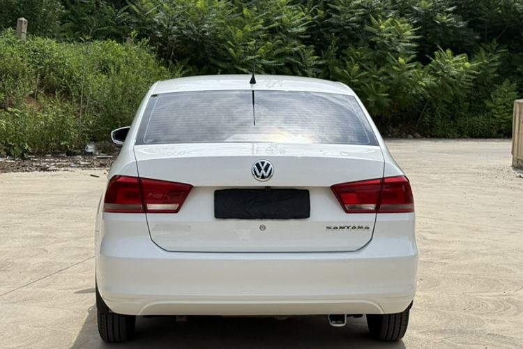 Used Volkswagen Santana 2015 1.4L Manual Fashion Edition Exterior 5