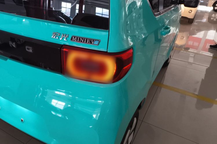 Used Wuling Hongguang MINIEV 2021 Macaron Premium Model – Lithium Iron Phosphate