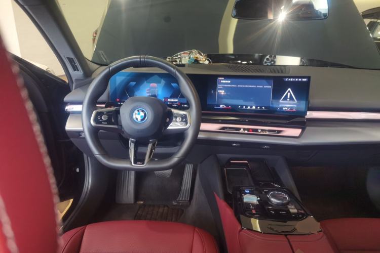 Used BMW i5 2025 eDrive 40L M Sport Package
