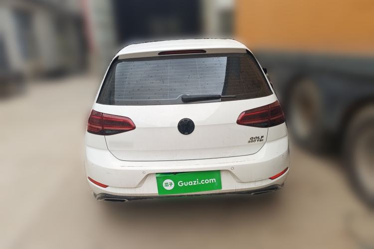 Used Volkswagen Golf 2018 280TSI Automatic R-Line Model
