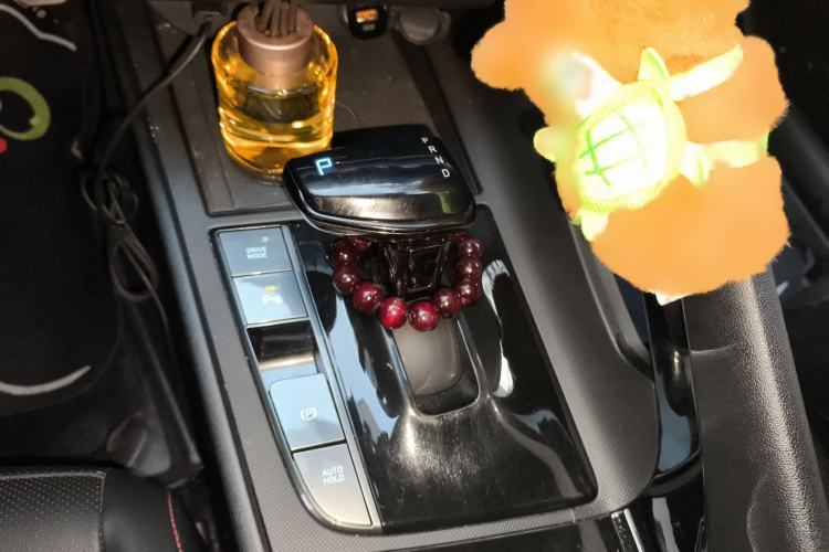 Used Hyundai Elantra 2022 240TGDi DCT LUX Prestige Edition