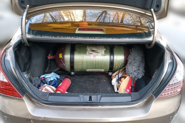 Used Geely Auto Classic Emgrand 2013 Sedan 1.8L Manual Elite CNG Model
