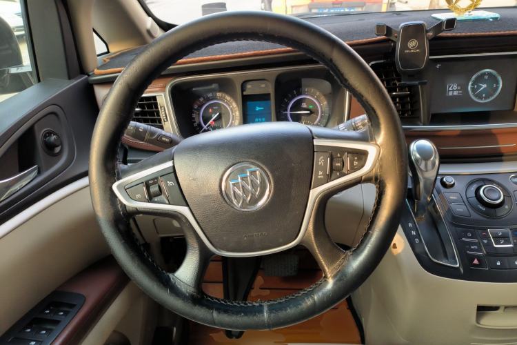 Used Buick GL8 2017 25S Luxury Version China V Standard
