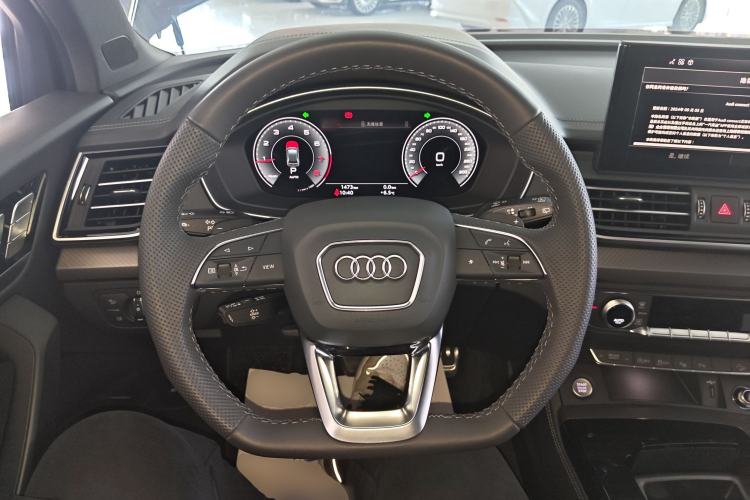 Used Audi Q5L 2025 quattro 45th Anniversary Edition 45 TFSI Luxury Dynamic Model
