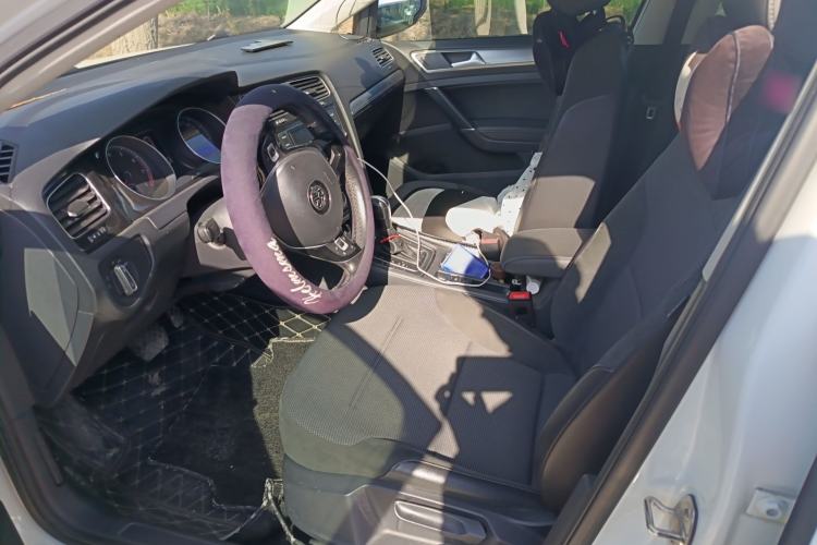 Used Volkswagen Golf 2018 230TSI Automatic Comfort Model
