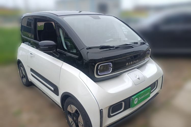 Used Baojun E300 2020 Plus Starry Intelligence Edition Front Right 45 Deg