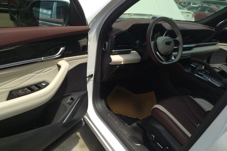 Used Geely Auto Monjaro L 2021 2.0TD DCT EVO Two-Wheel Drive Prestige Version Driver Seat