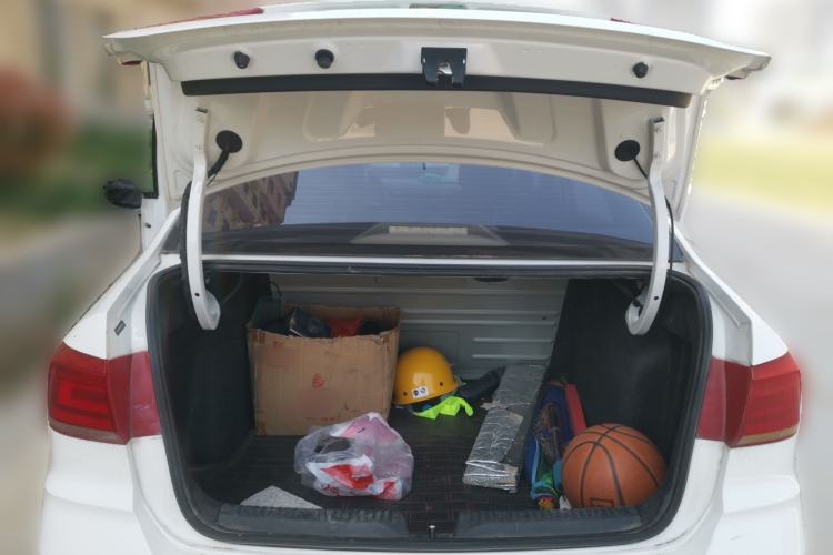 Used Volkswagen Santana 2016 1.4L Manual Fashion Edition
