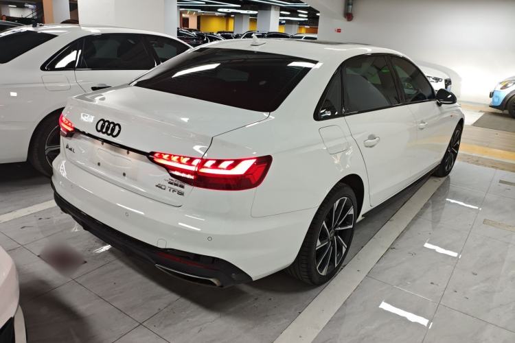 Used Audi A4L 2023 40 TFSI Luxury Dynamic Model
